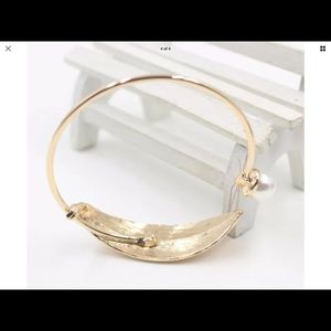 Jewelry - Women Gold Plated Alloy Pearl Leaf Bracelet Jewelry - Women Gold Plated Alloy Pearl Leaf Bracelet